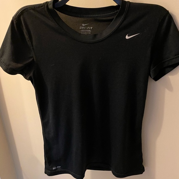 Black Nike Small T-shirt